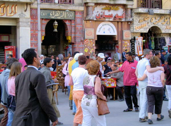 Basar Khan al Khalili; Ein Cafhaus von vielen